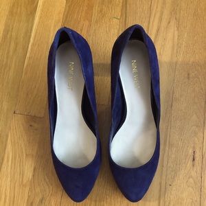 Navy Blue Fantastic Suede Pumps